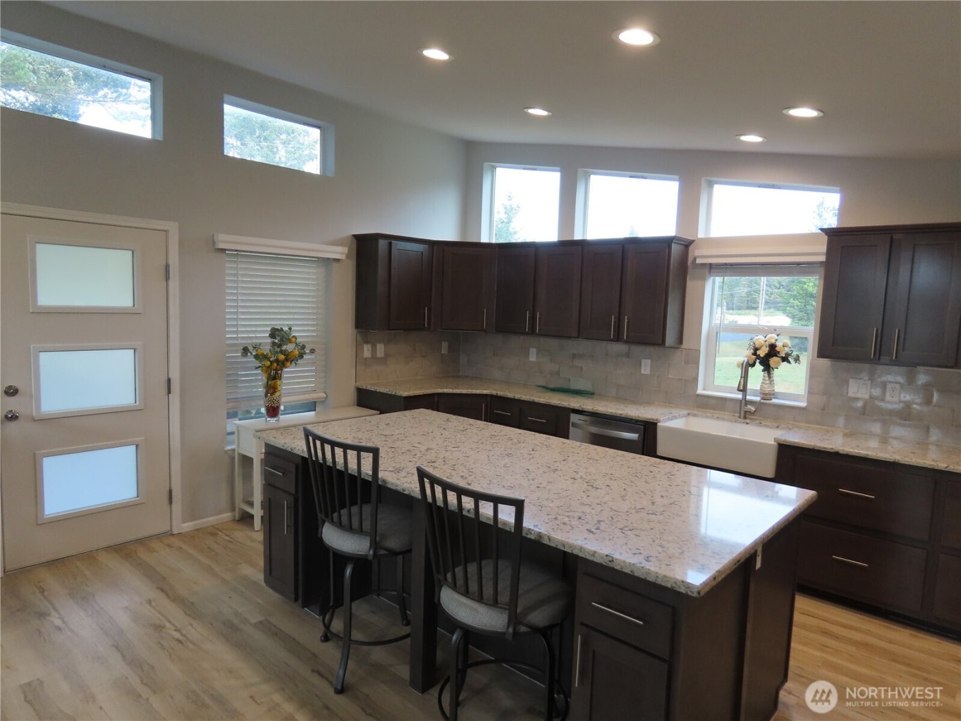 300 Surf Street , Westport, WA 98595