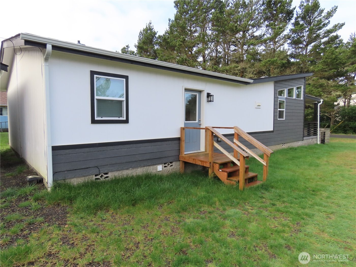 300 Surf Street , Westport, WA 98595