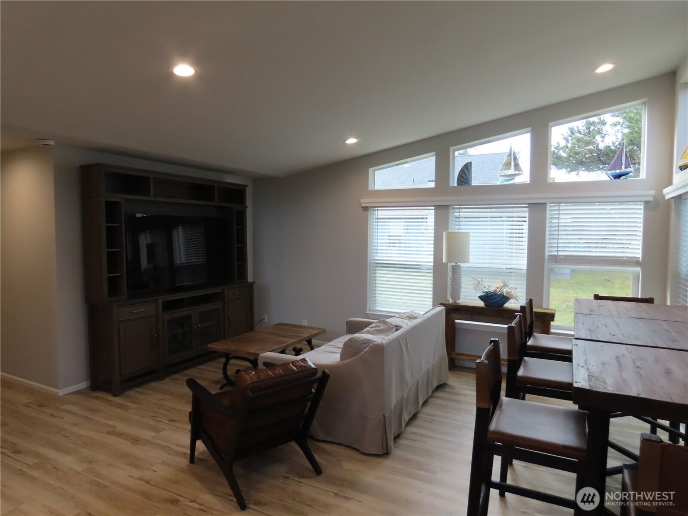 300 Surf Street , Westport, WA 98595