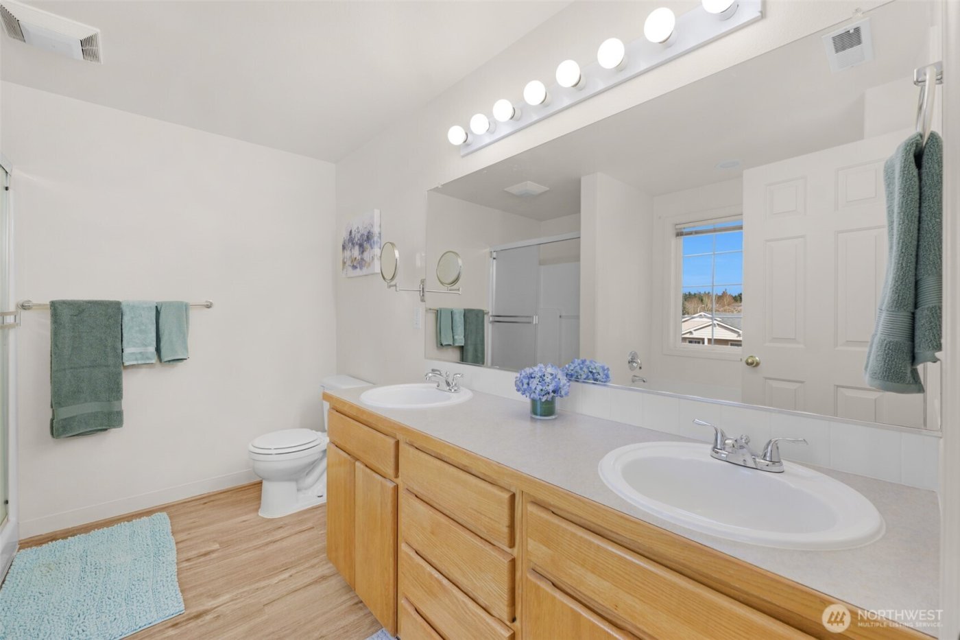 8433 Sweetbrier Loop SE, Olympia, WA 98513