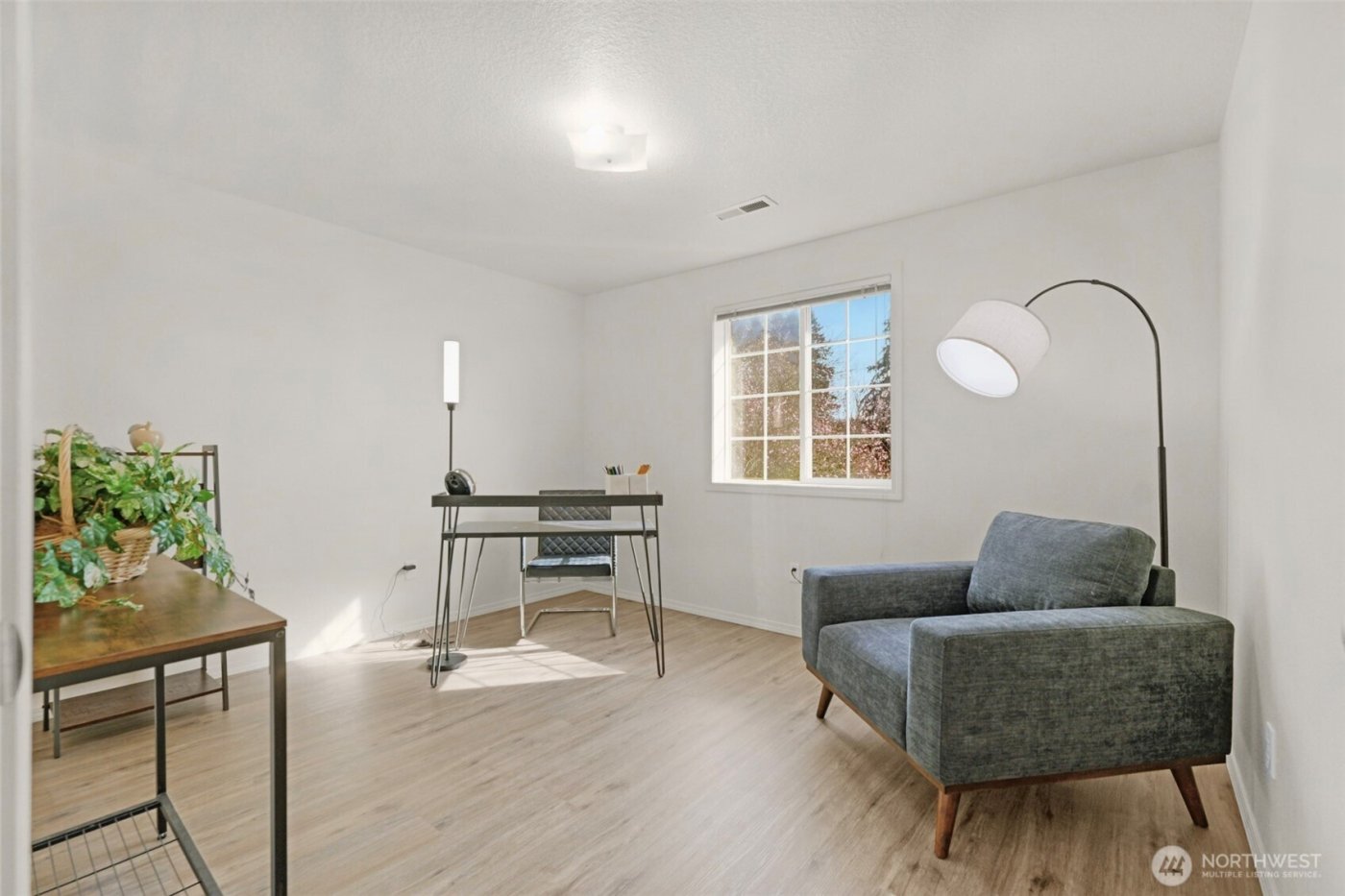 8433 Sweetbrier Loop SE, Olympia, WA 98513