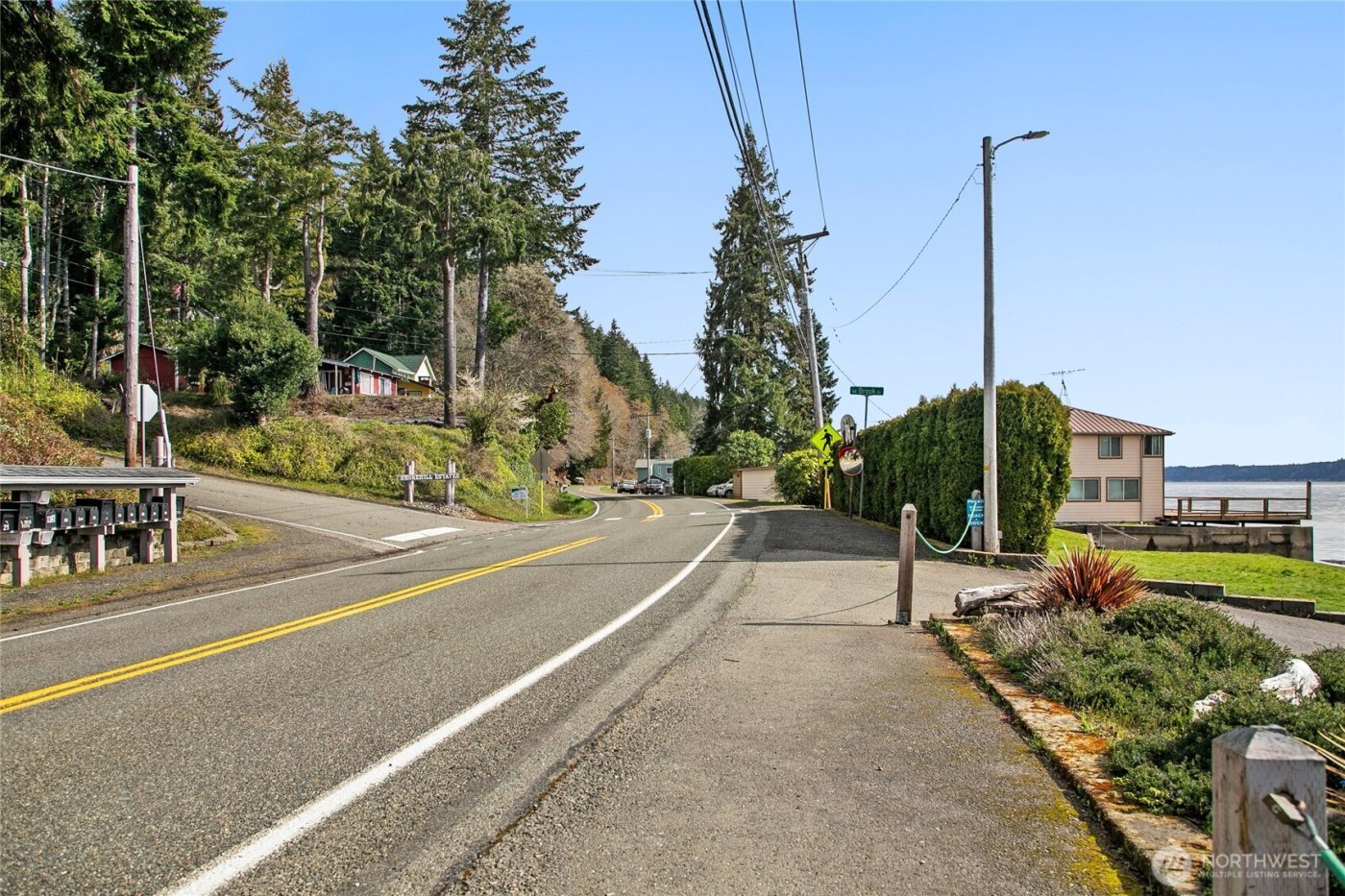 93 NE Marine View Drive , Belfair, WA 98528