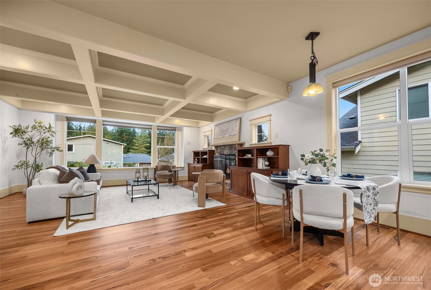 16305 SE 37th Street , Bellevue, WA 98008