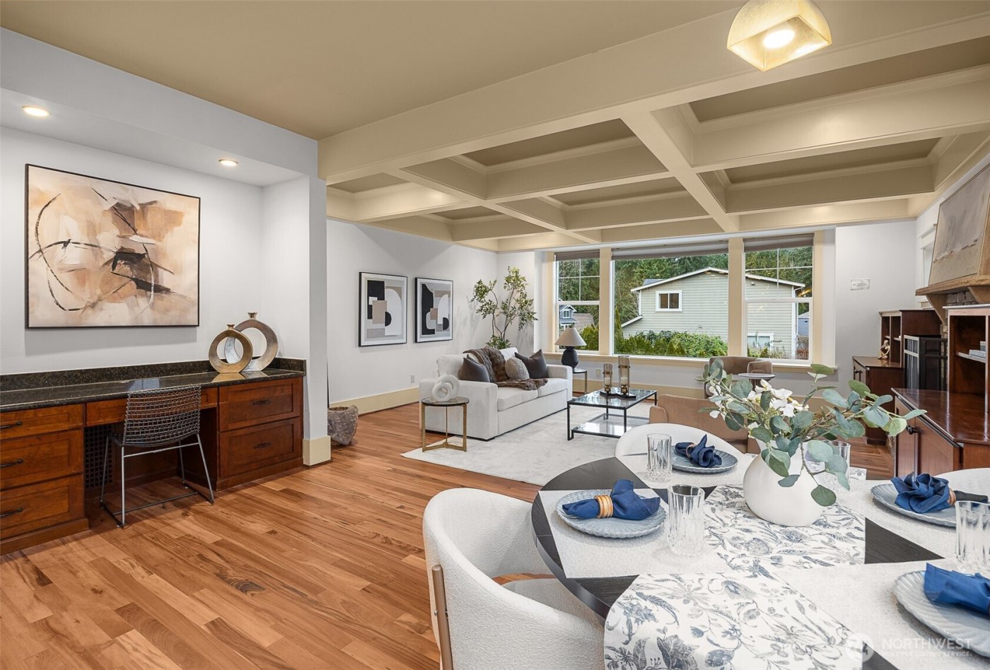 16305 SE 37th Street , Bellevue, WA 98008