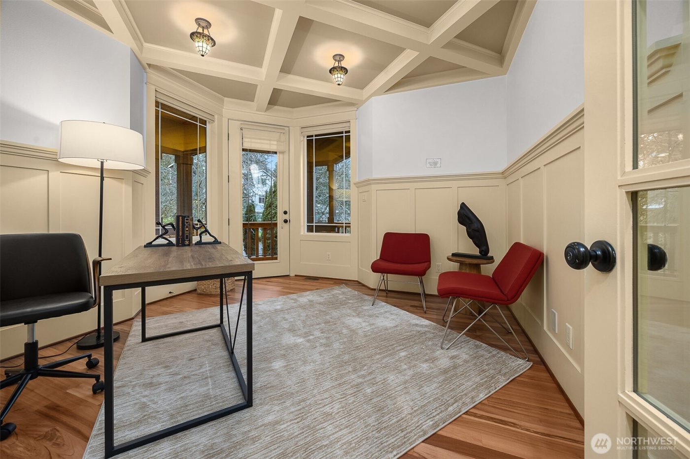 16305 SE 37th Street , Bellevue, WA 98008