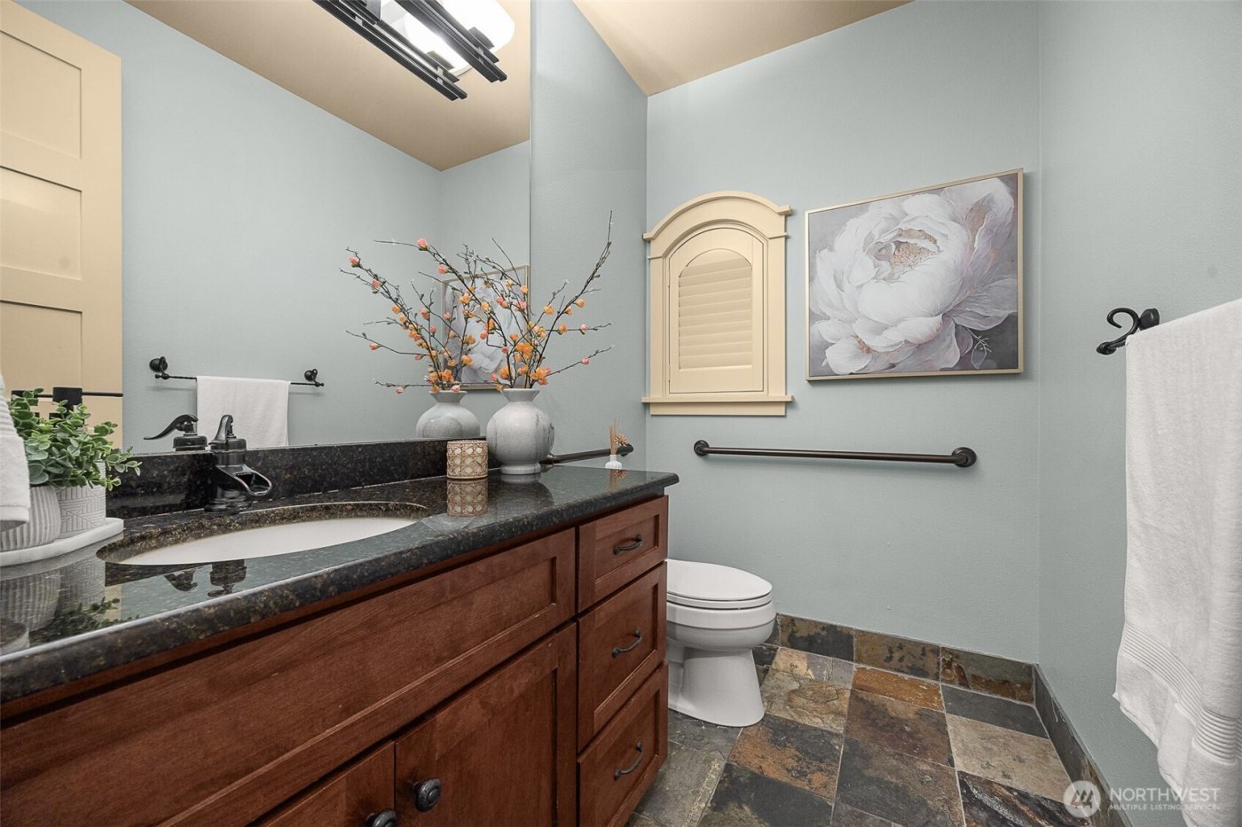 16305 SE 37th Street , Bellevue, WA 98008