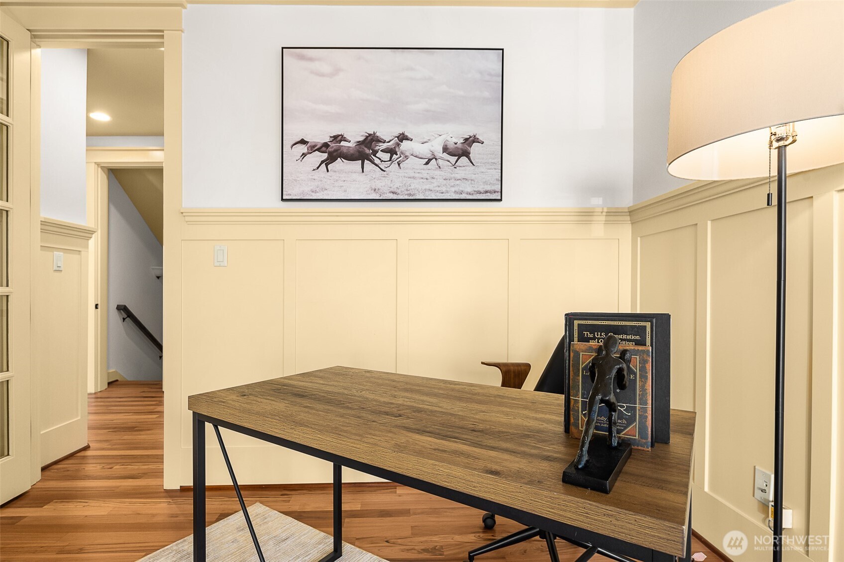 16305 SE 37th Street , Bellevue, WA 98008