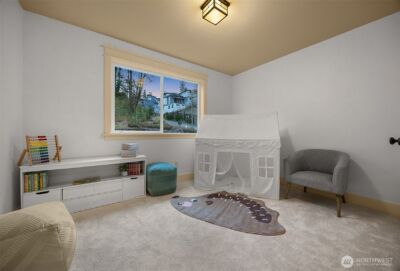 16305 SE 37th Street , Bellevue, WA 98008 - Photo 31