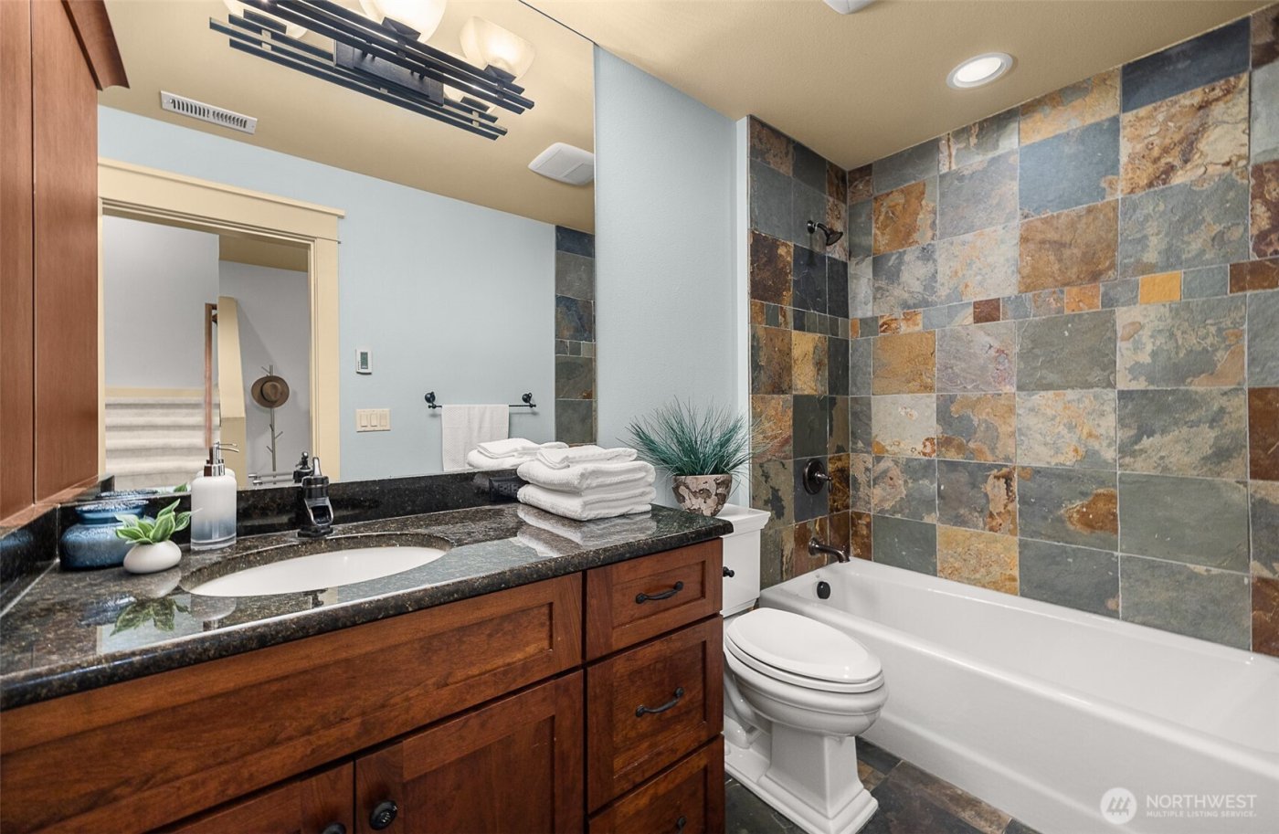 16305 SE 37th Street , Bellevue, WA 98008