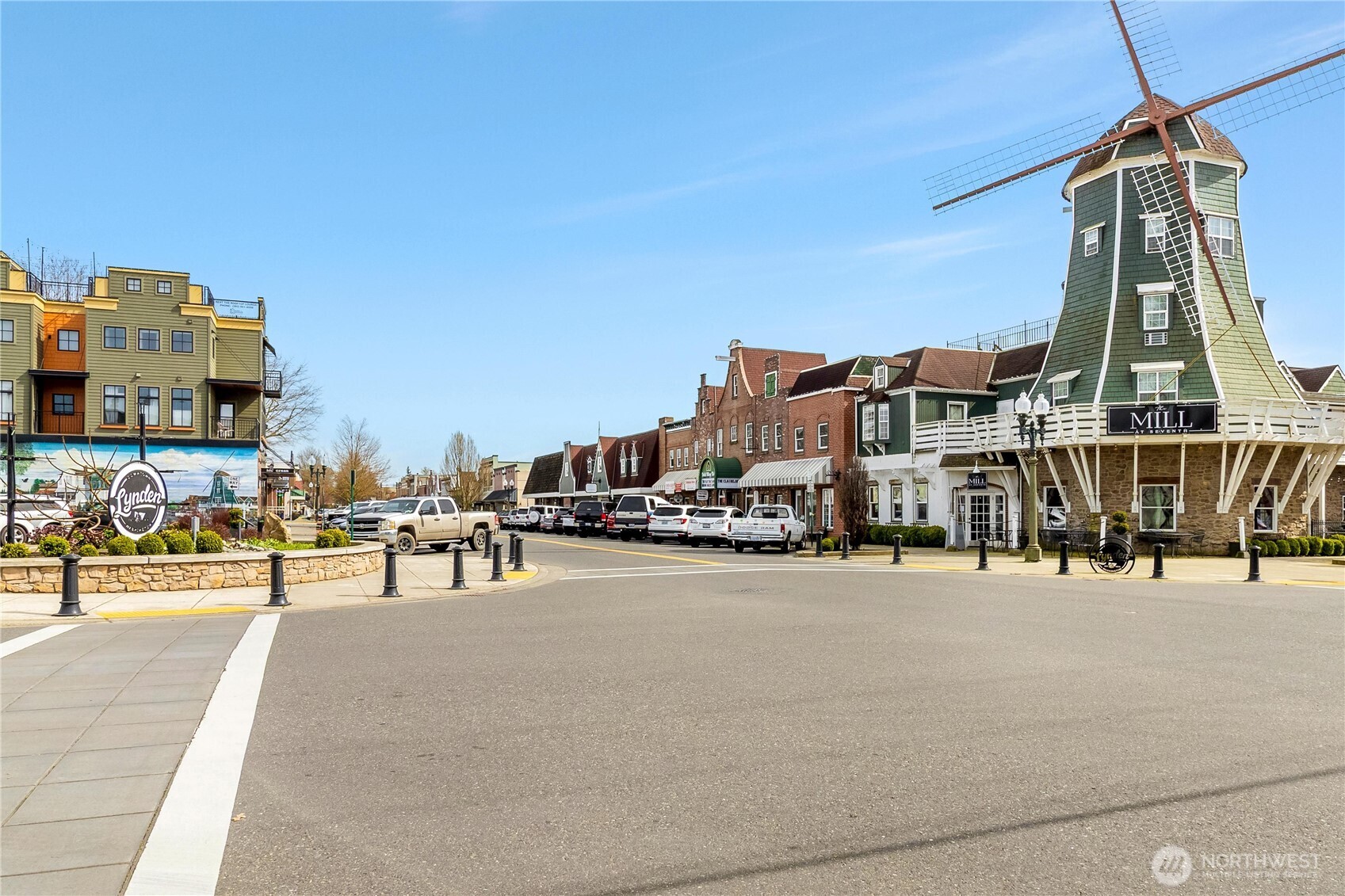 262 W Maberry Drive #201, Lynden, WA 98264