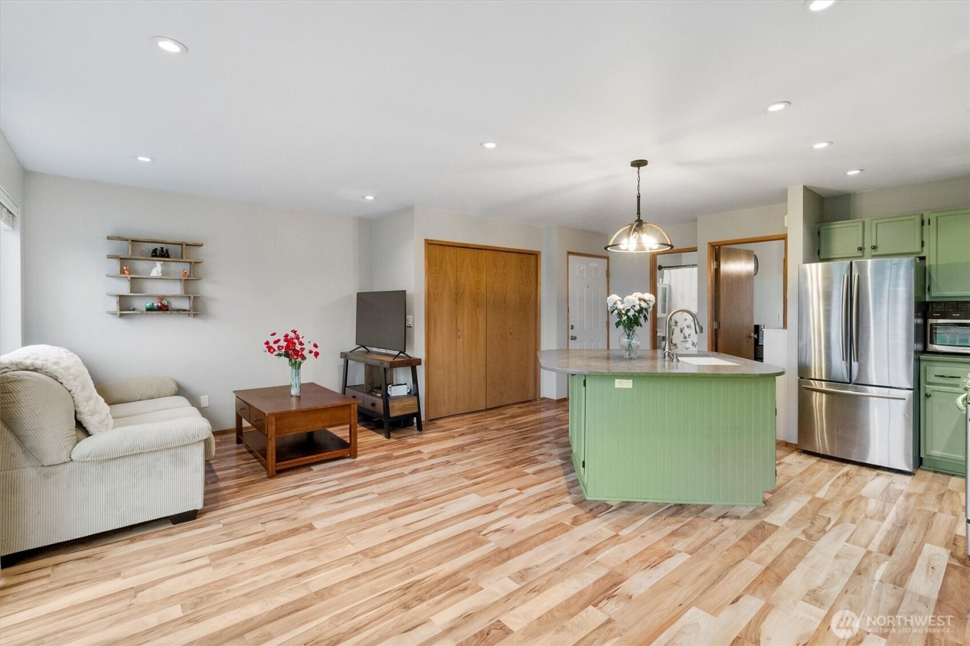 262 W Maberry Drive #201, Lynden, WA 98264