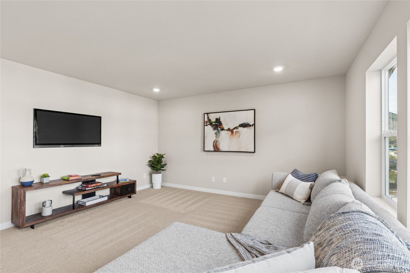 534 SE 11th Place #13, North Bend, WA 98045