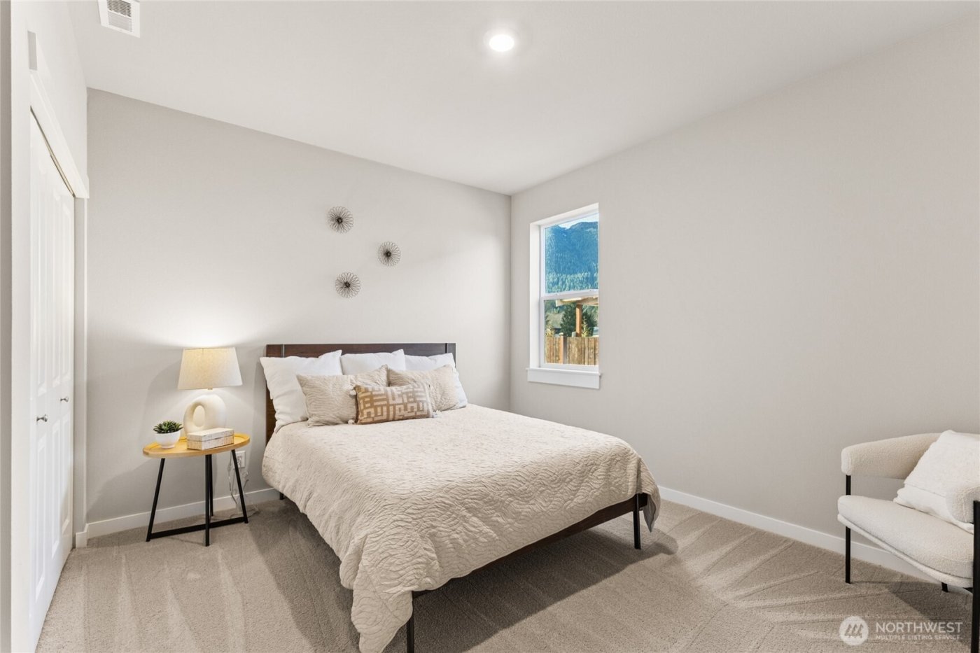 534 SE 11th Place #13, North Bend, WA 98045