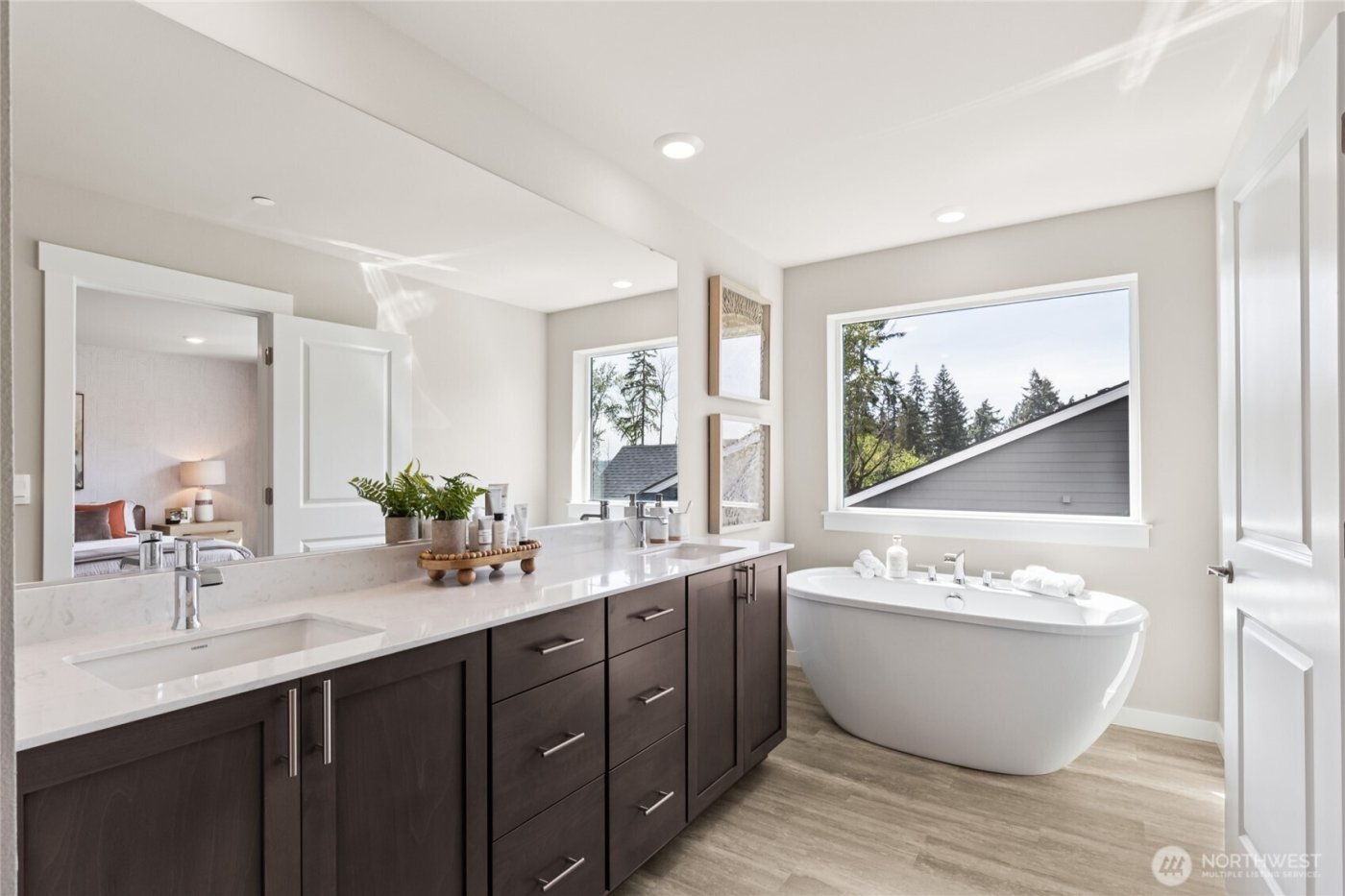 665 SE 12th Place #25, North Bend, WA 98045