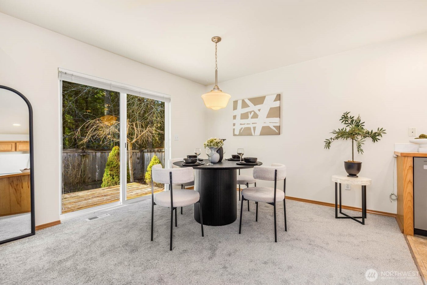 923 Sarah Ct NW , Olympia, WA 98502