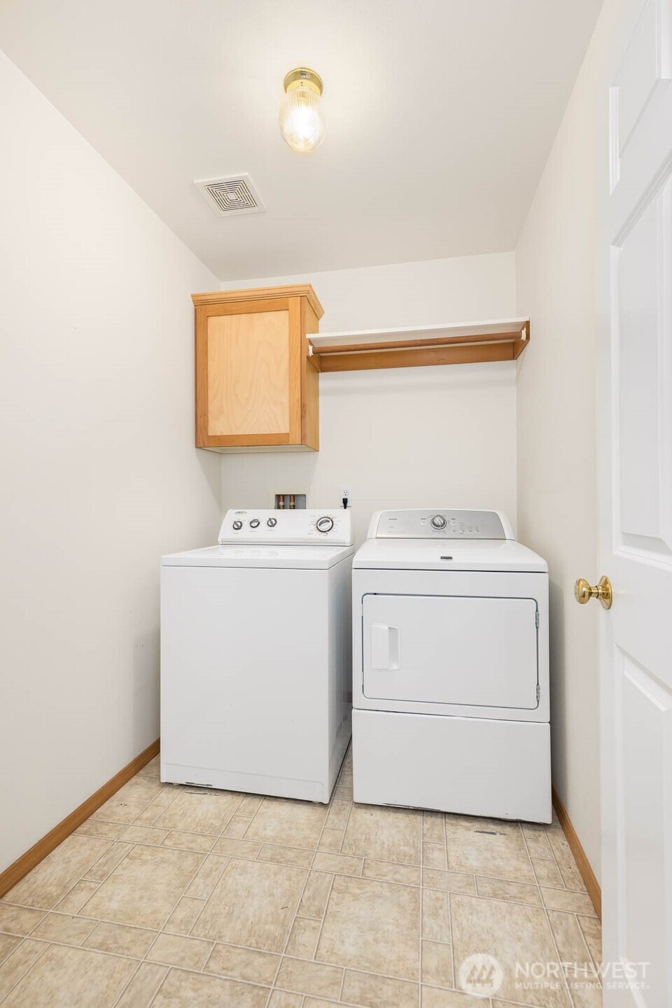 923 Sarah Ct NW , Olympia, WA 98502