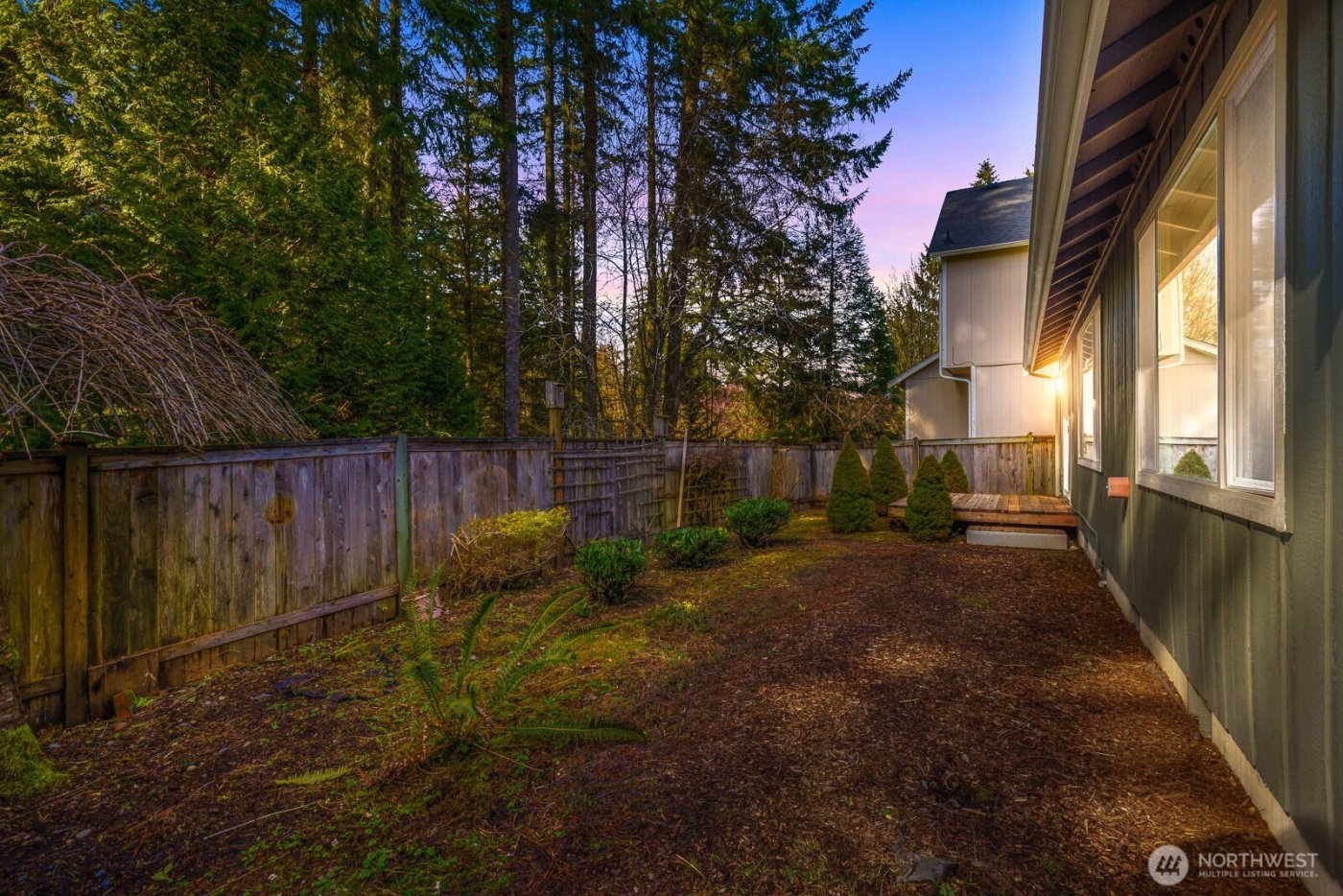 923 Sarah Ct NW , Olympia, WA 98502