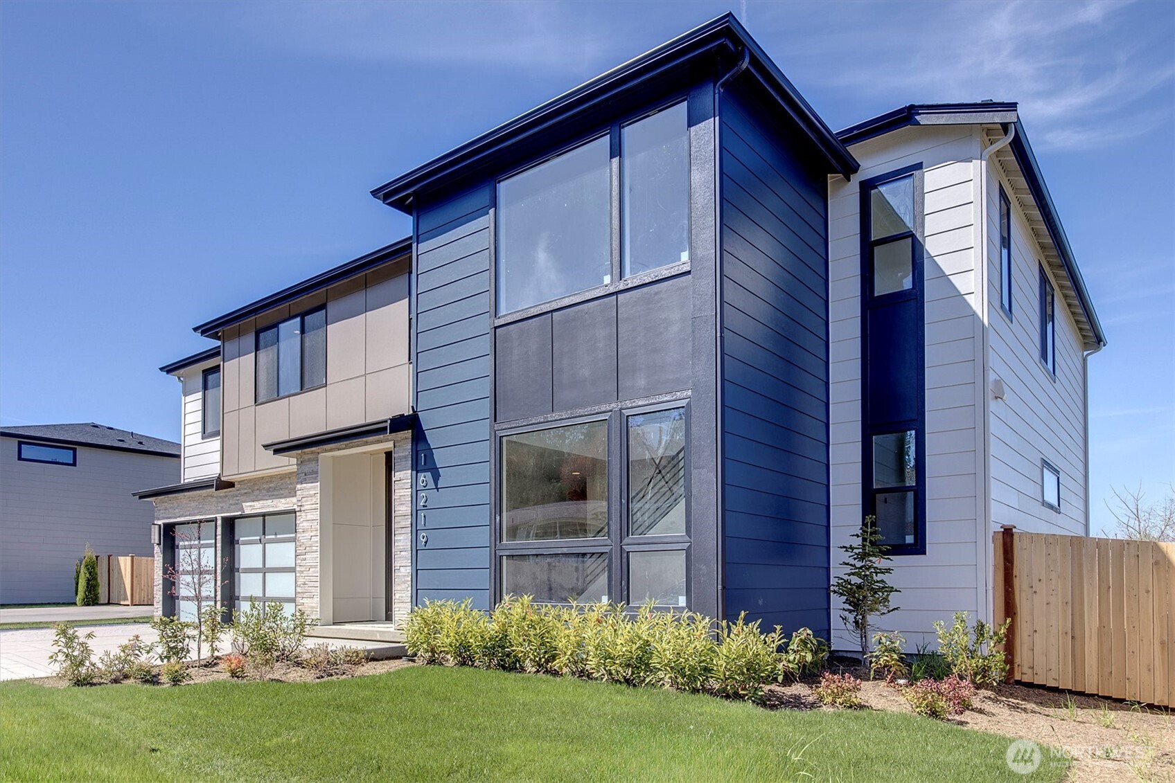 16219 Simonds Road NE, Kenmore, WA 98028