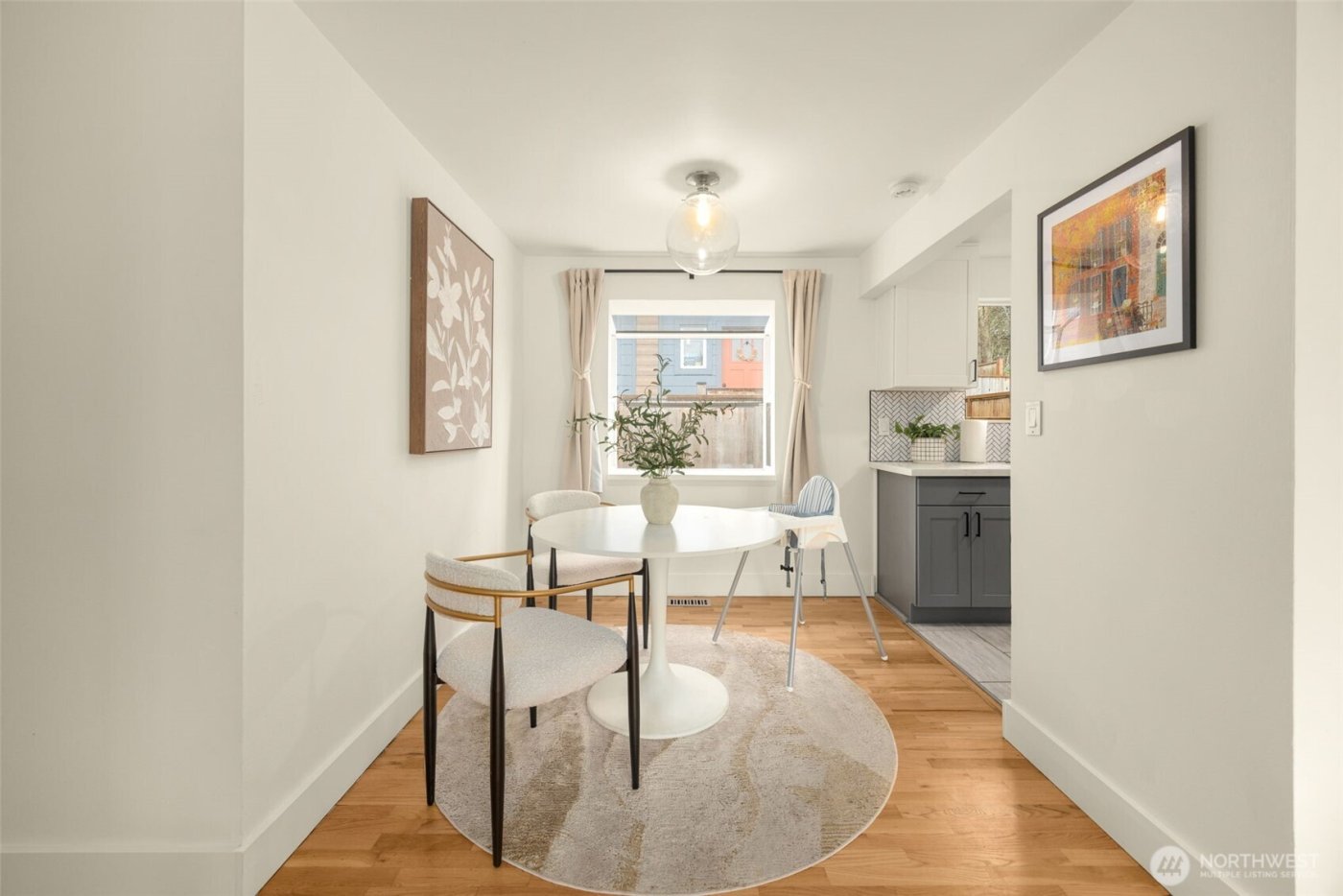 9427 8th Avenue SW #1, Seattle, WA 98106