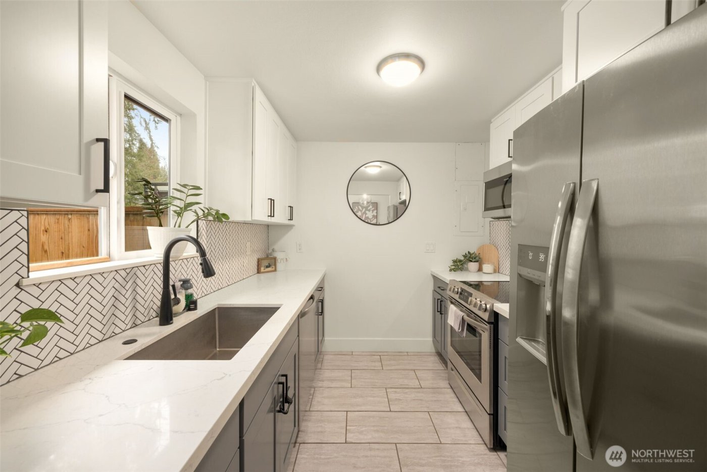 9427 8th Avenue SW #1, Seattle, WA 98106