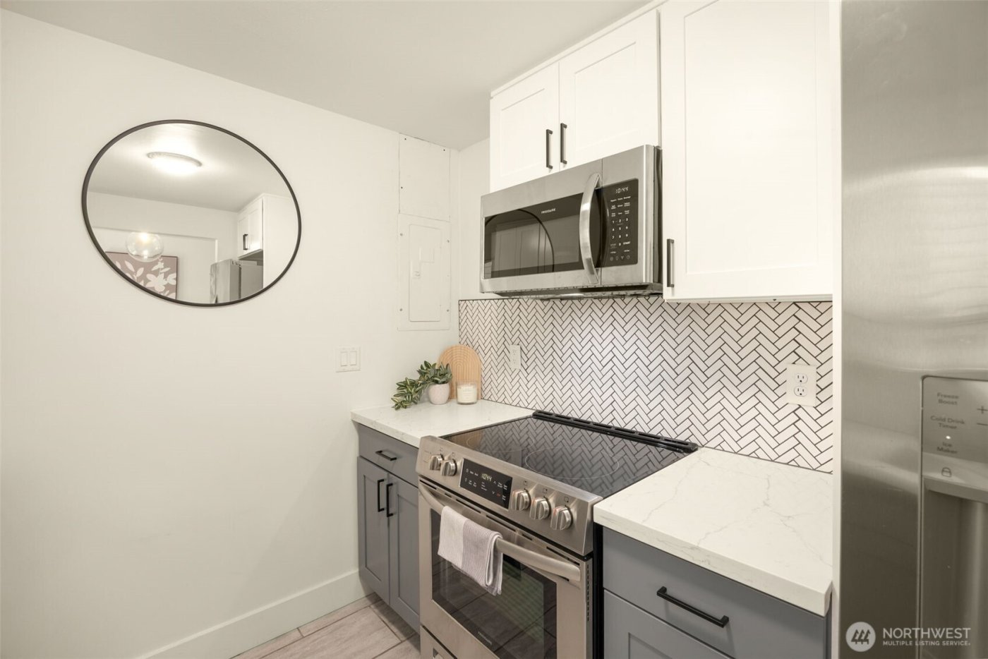 9427 8th Avenue SW #1, Seattle, WA 98106