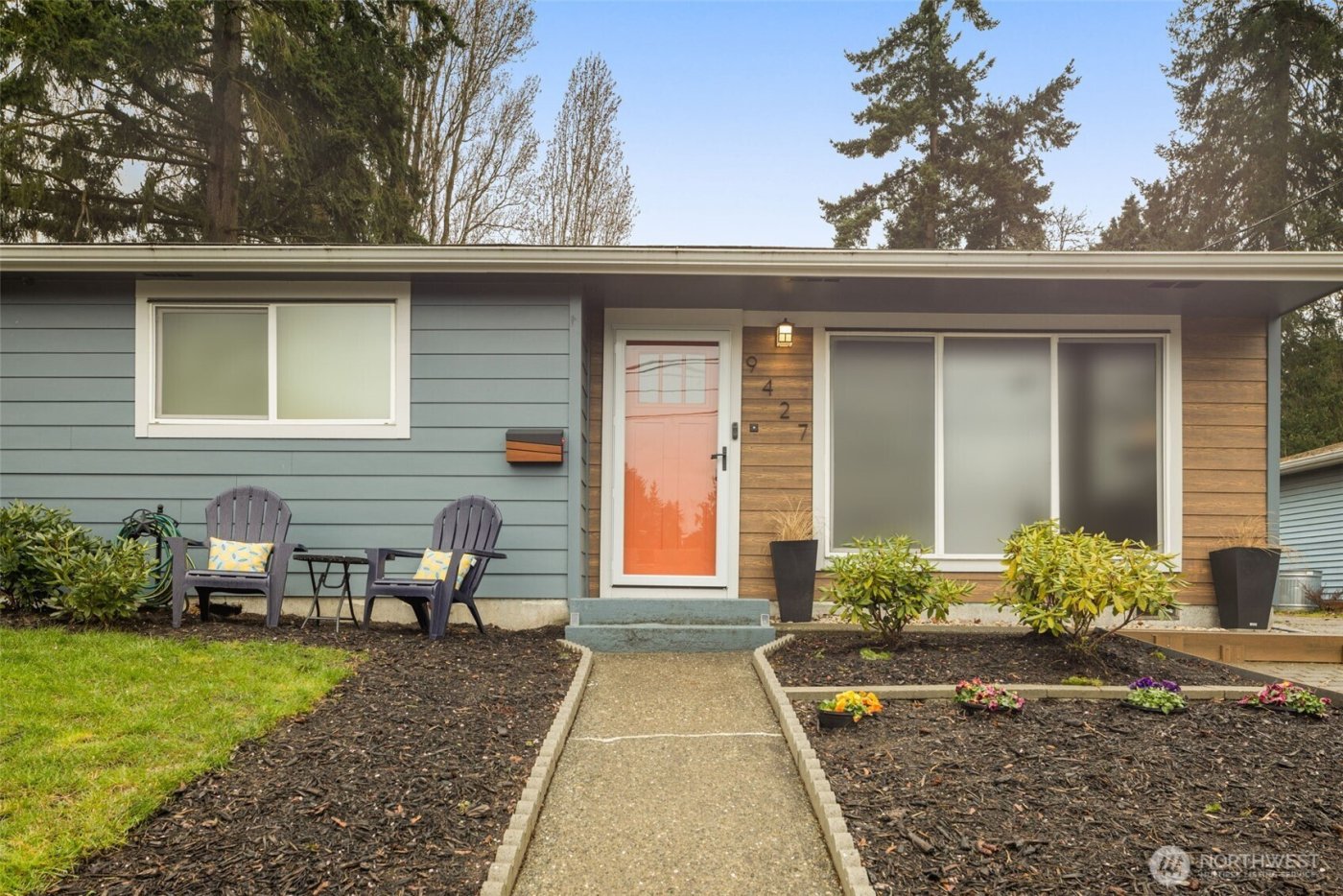 9427 8th Avenue SW #1, Seattle, WA 98106