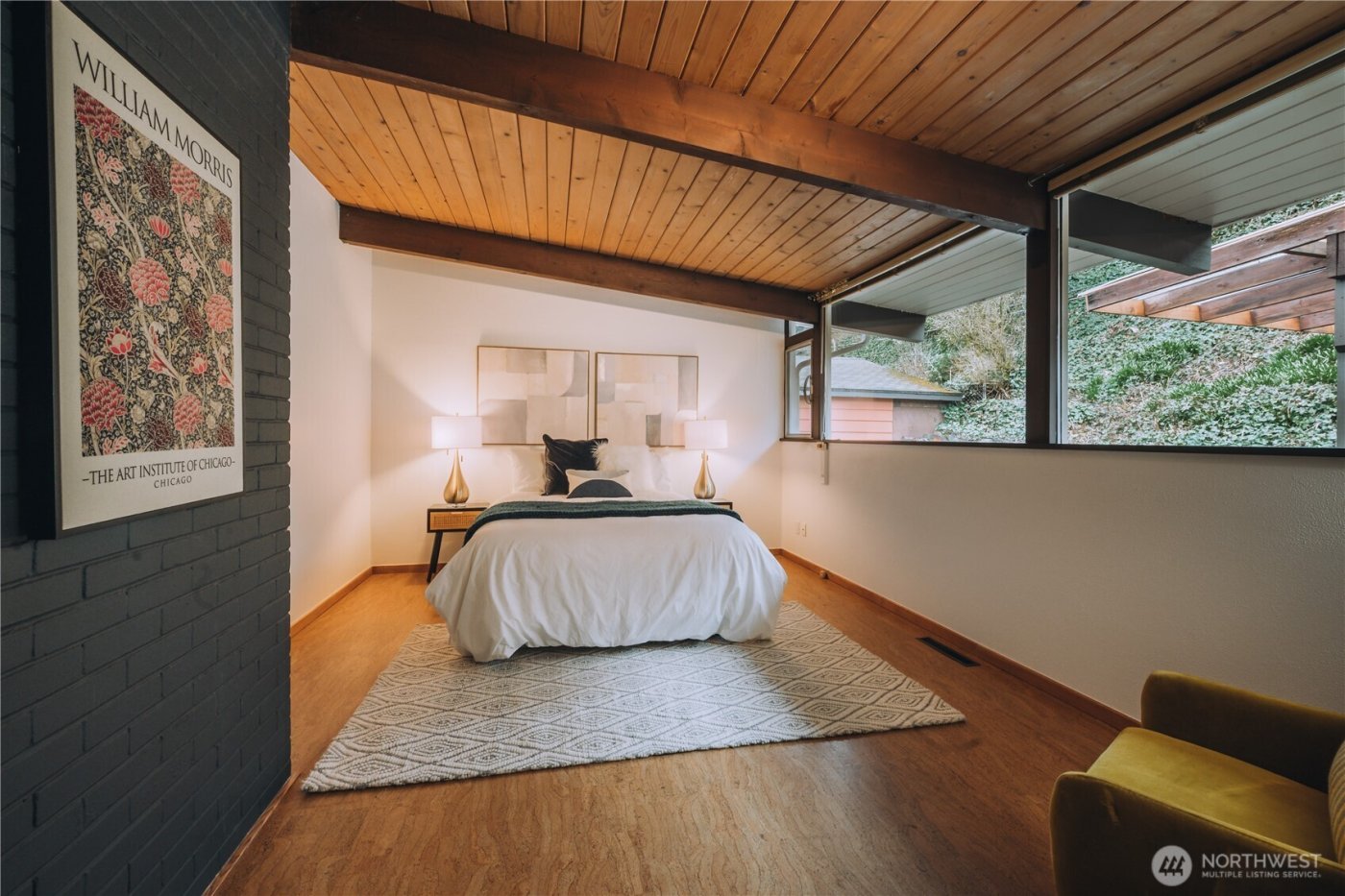 11323 Durland Place NE, Seattle, WA 98125