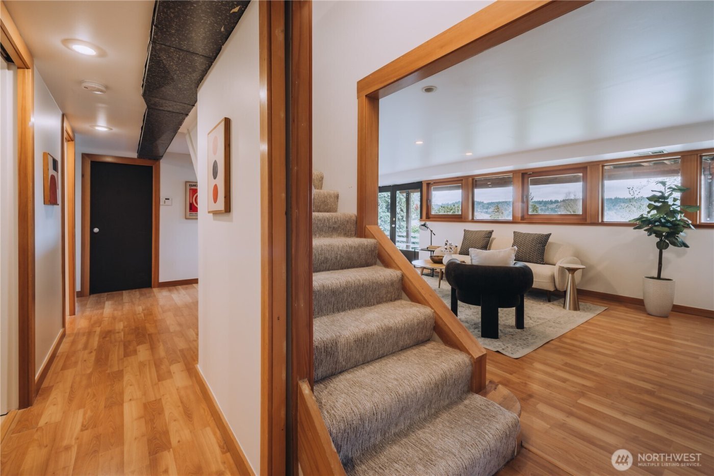 11323 Durland Place NE, Seattle, WA 98125