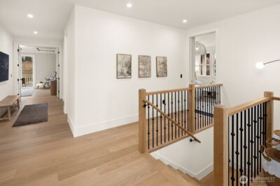 8221 22nd Avenue NE, Seattle, WA 98115 - Photo 18