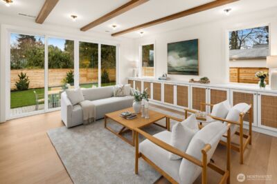 8221 22nd Avenue NE, Seattle, WA 98115 - Photo 9