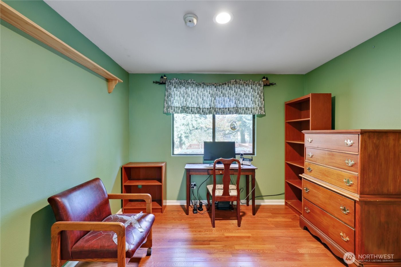 2120 NE Edwin Court , Poulsbo, WA 98370