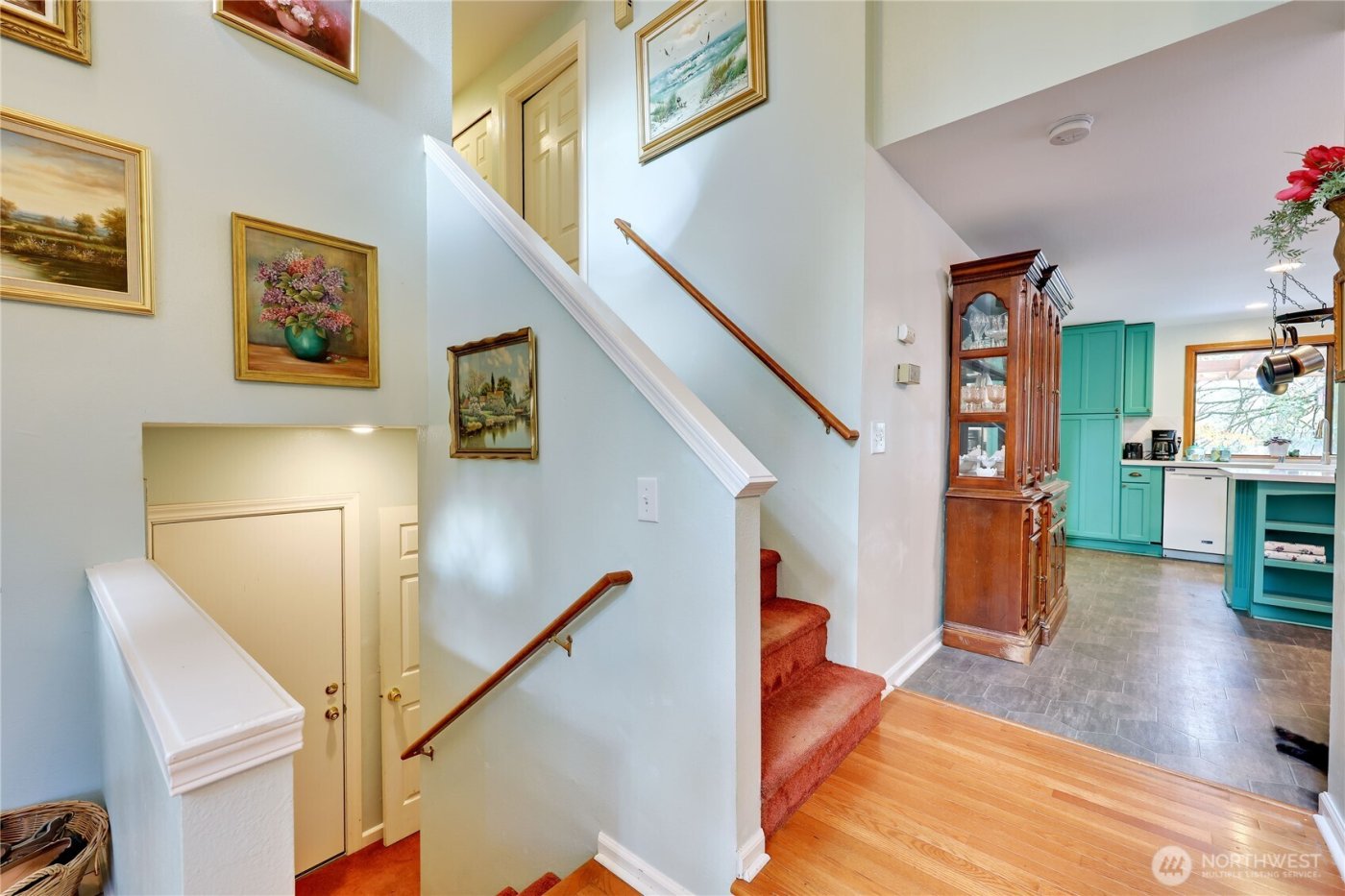 2120 NE Edwin Court , Poulsbo, WA 98370