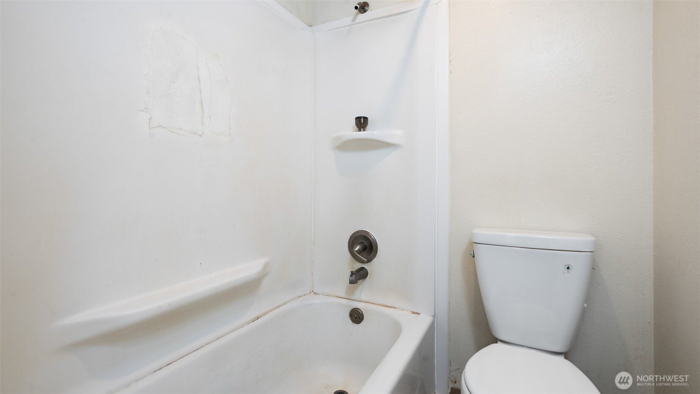 4601 SW 320th Street #L6, Federal Way, WA 98023