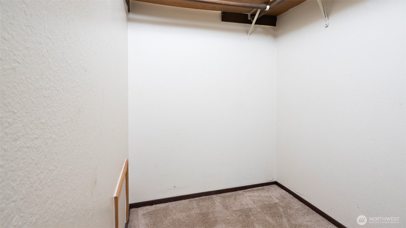 4601 SW 320th Street #L6, Federal Way, WA 98023