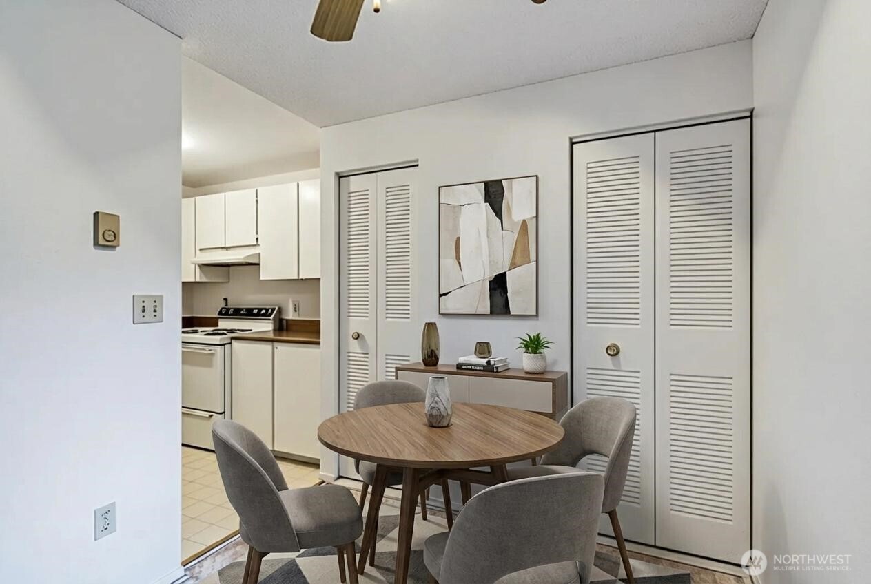 4601 SW 320th Street #L6, Federal Way, WA 98023