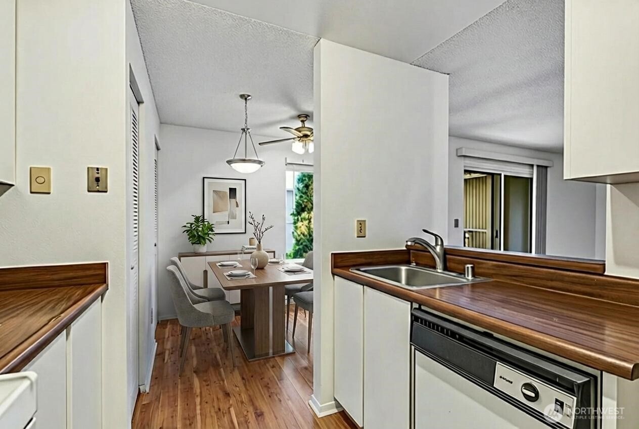 4601 SW 320th Street #L6, Federal Way, WA 98023