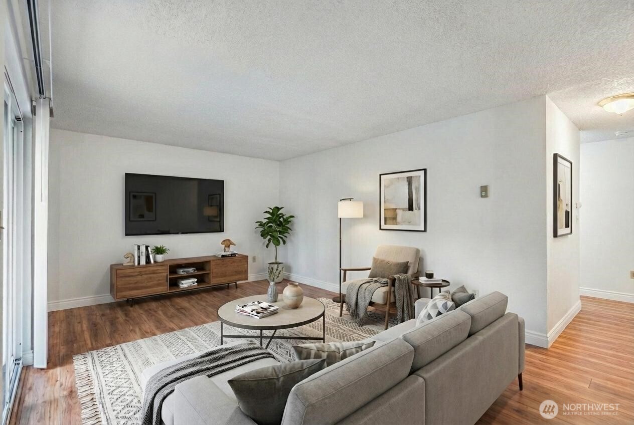 4601 SW 320th Street #L6, Federal Way, WA 98023