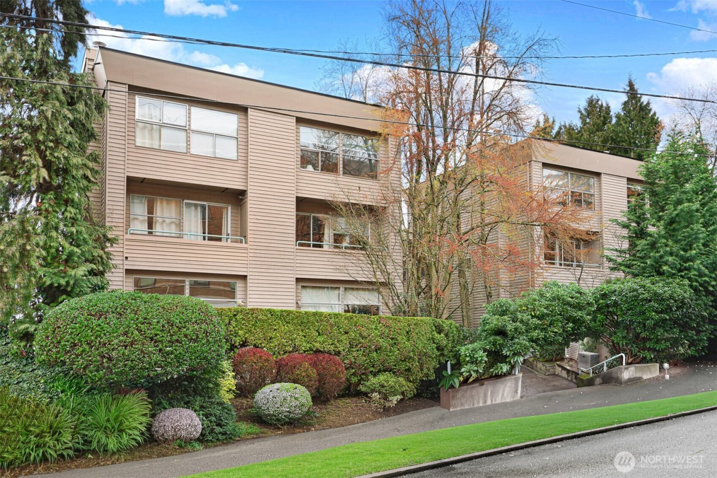 2829 Franklin Avenue E #N2, Seattle, WA 98102