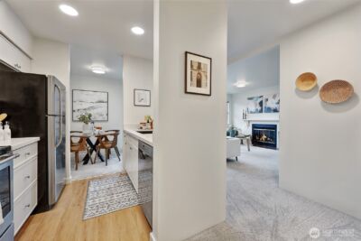 2829 Franklin Avenue E #N2, Seattle, WA 98102 - Photo 12