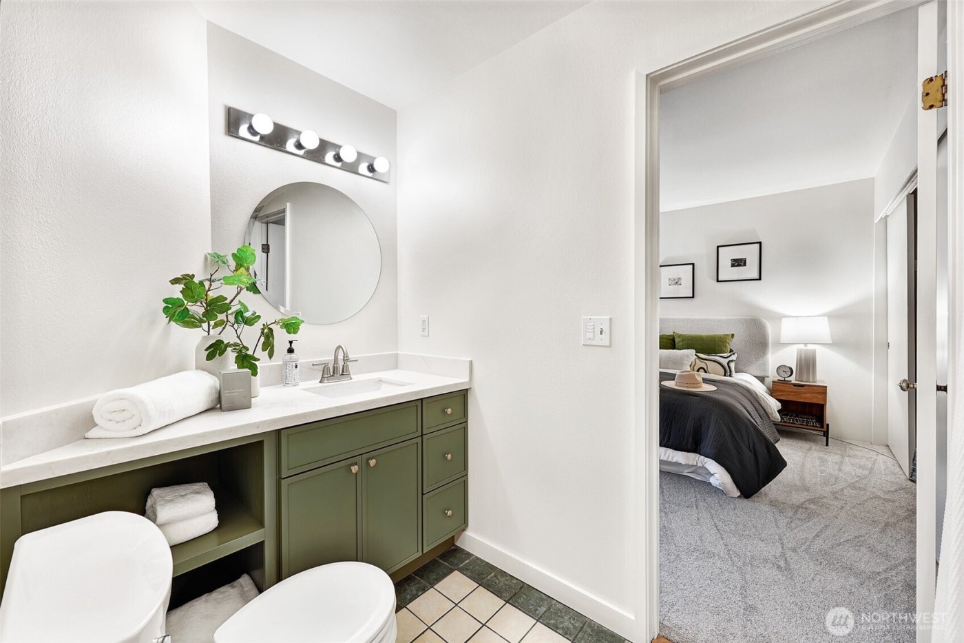 2829 Franklin Avenue E #N2, Seattle, WA 98102