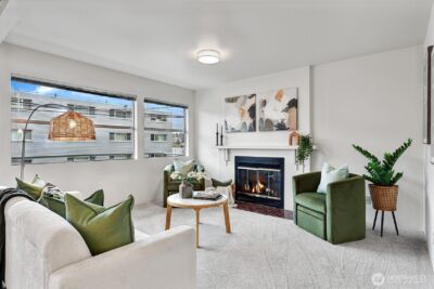 2829 Franklin Avenue E #N2, Seattle, WA 98102 - Photo 2