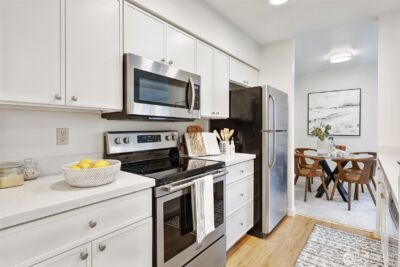 2829 Franklin Avenue E #N2, Seattle, WA 98102 - Photo 10