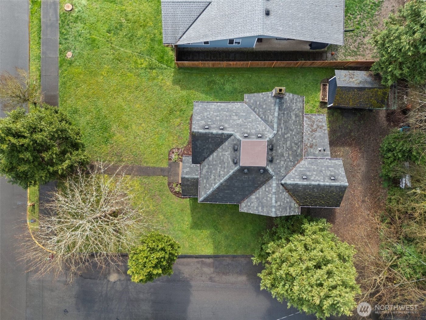 713 N Main Avenue , Ridgefield, WA 98642