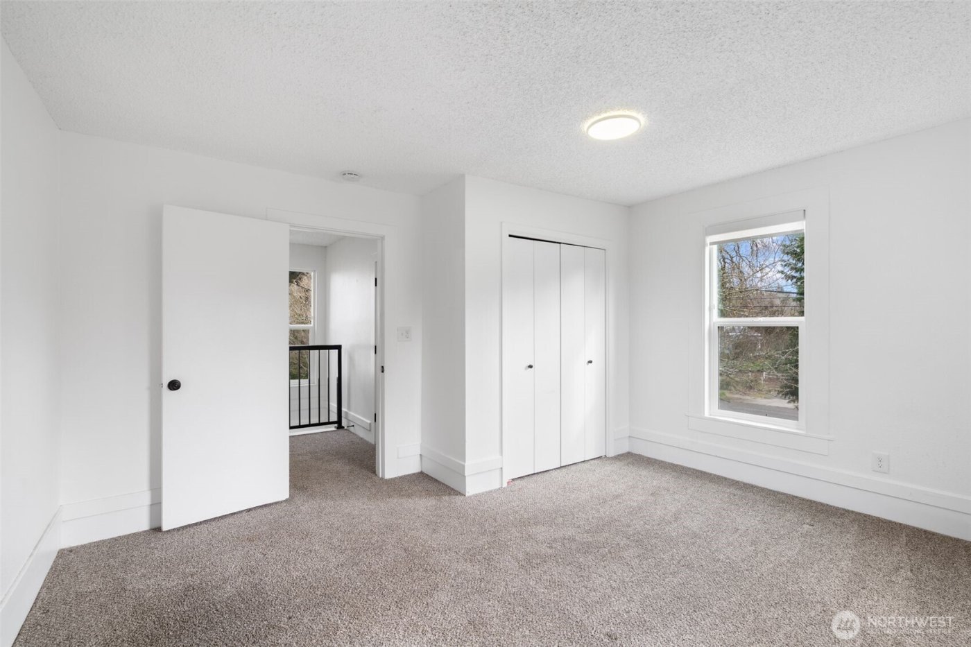 713 N Main Avenue , Ridgefield, WA 98642