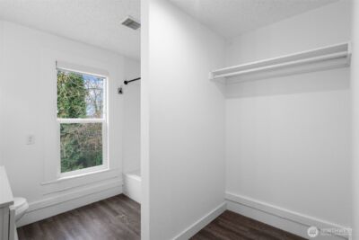 713 N Main Avenue , Ridgefield, WA 98642 - Photo 35