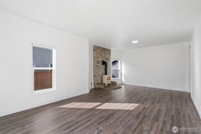 713 N Main Avenue , Ridgefield, WA 98642 - Photo 9