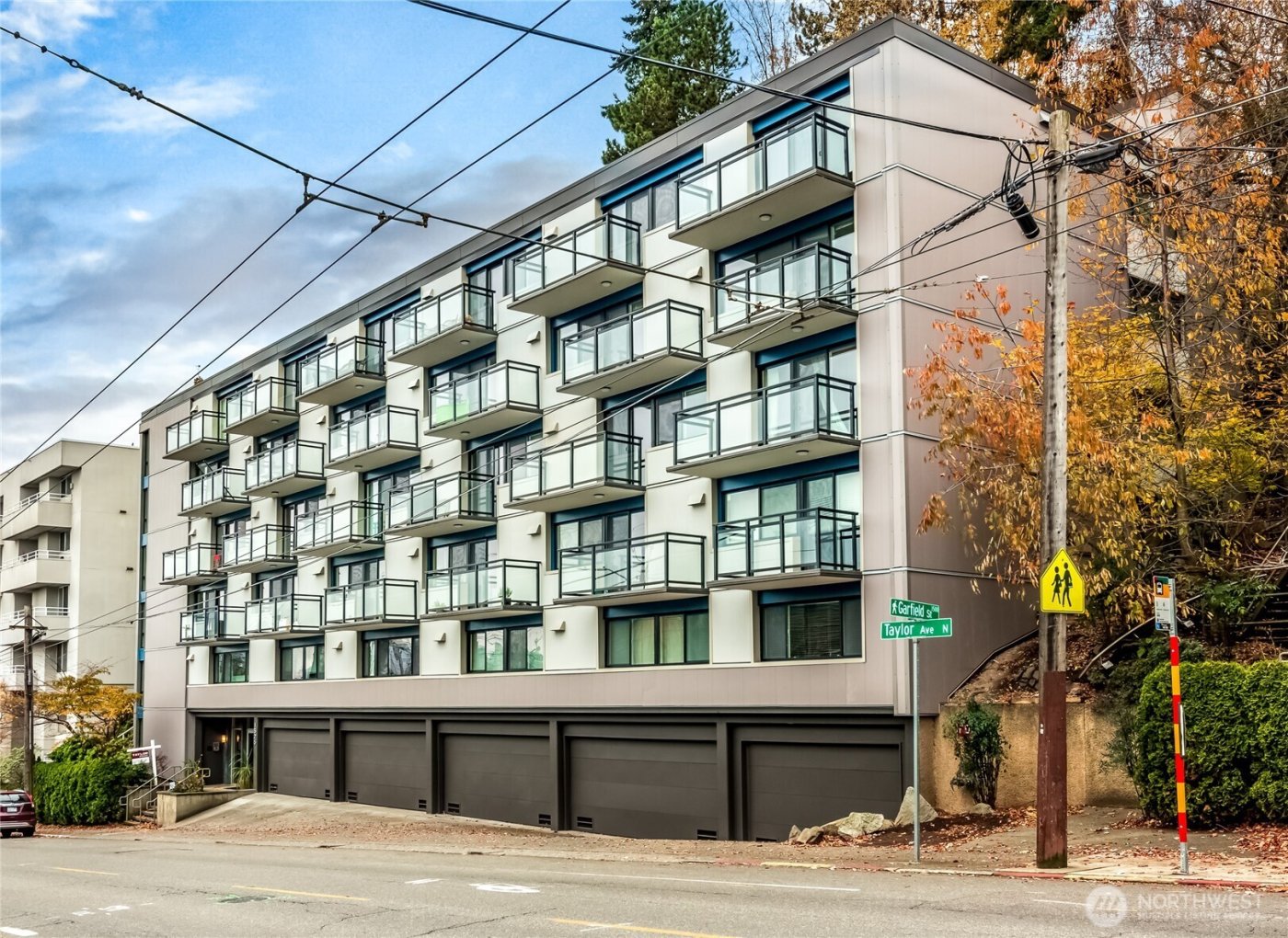 1525 Taylor Avenue N #407, Seattle, WA 98109
