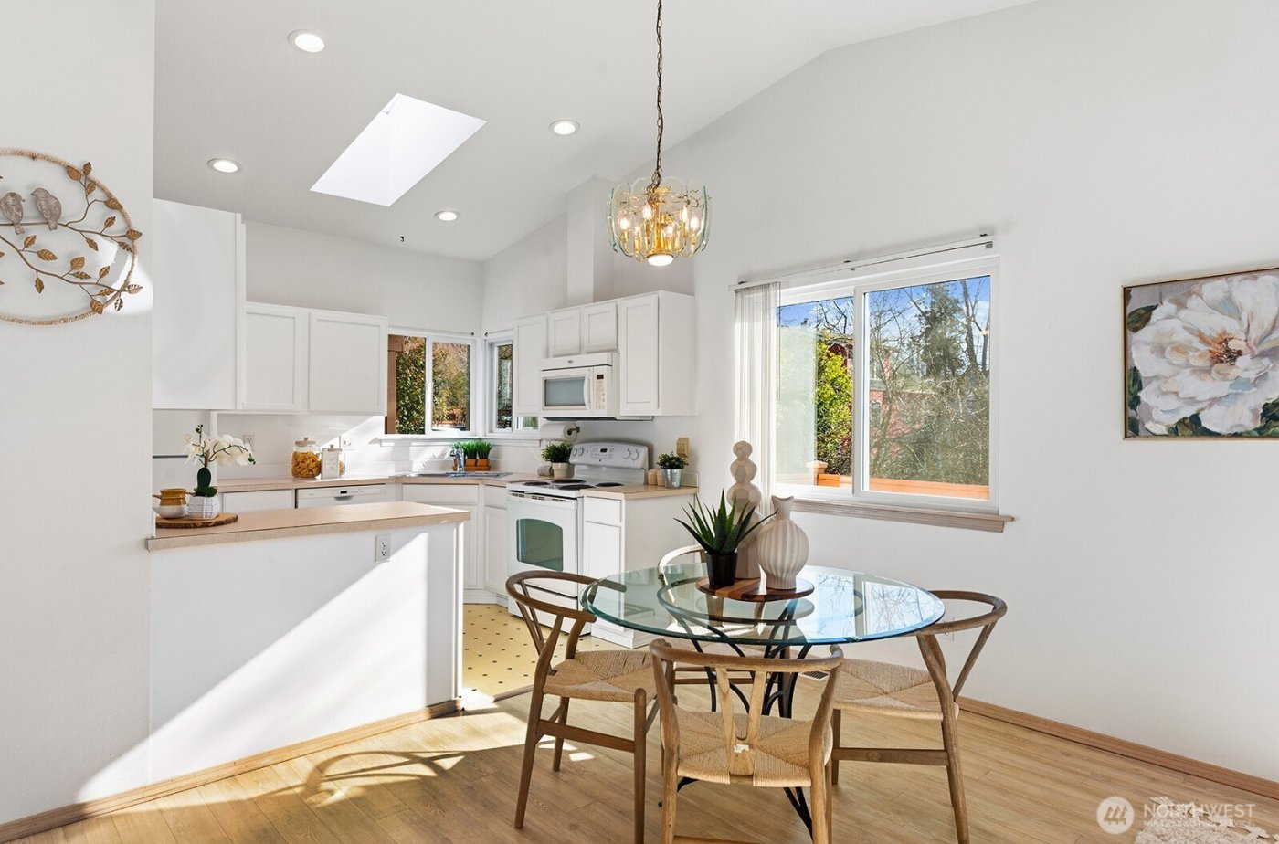 4846 B S Morgan Street , Seattle, WA 98118