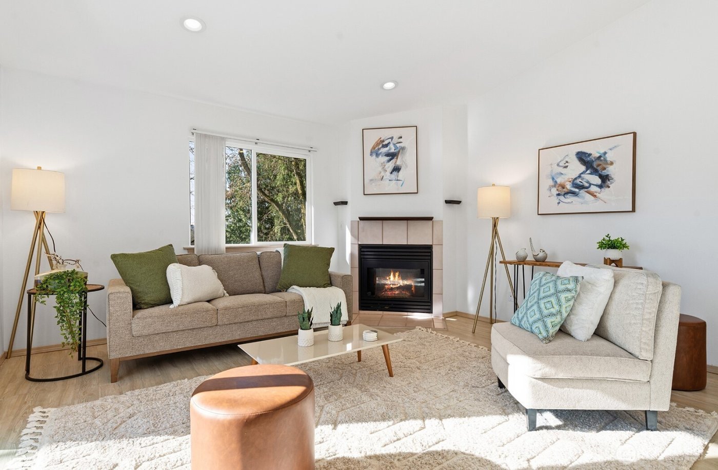 4846 B S Morgan Street , Seattle, WA 98118