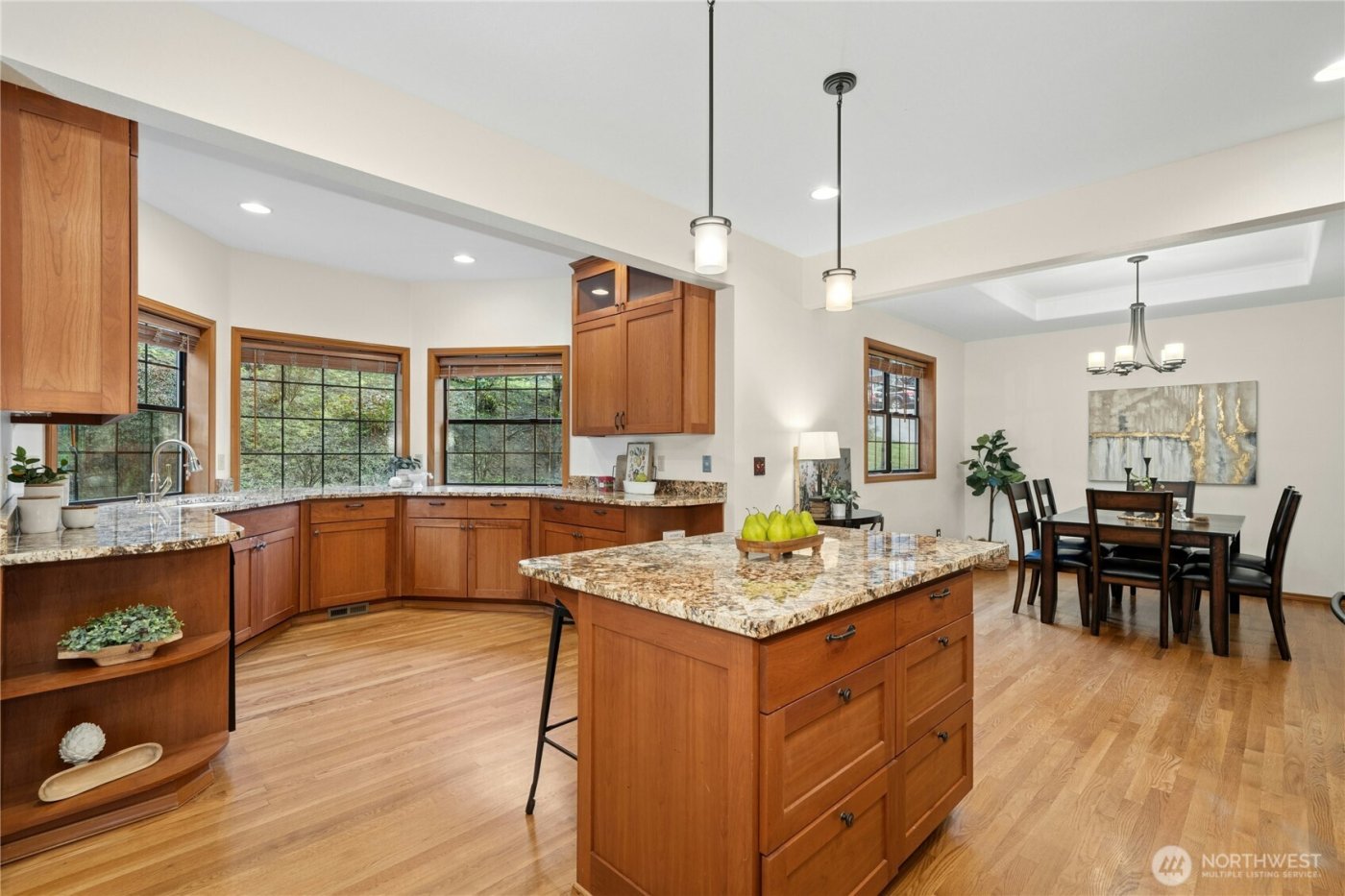 20613 SE 136th Street , Issaquah, WA 98027